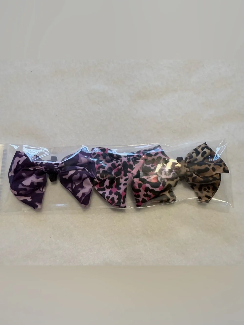 Small Pet Accessory Bundle-Pearl Rhinestone Dog Necklace, 3 animal print bows